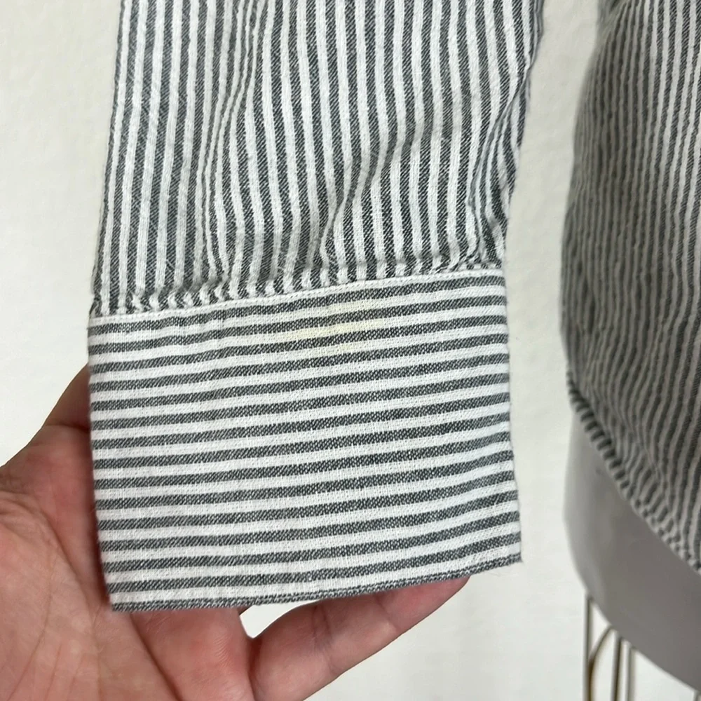 Steven Alan V Neck & Back Gray White Stripe Cotton Split Neck Oversized Top - Picture 3 of 8